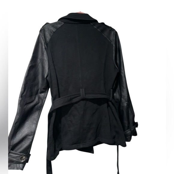 Signature|Studio Contemporary Style Jacket - Picture 5 of 16